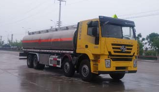 杰獅前四后八鋁合金運(yùn)油車
