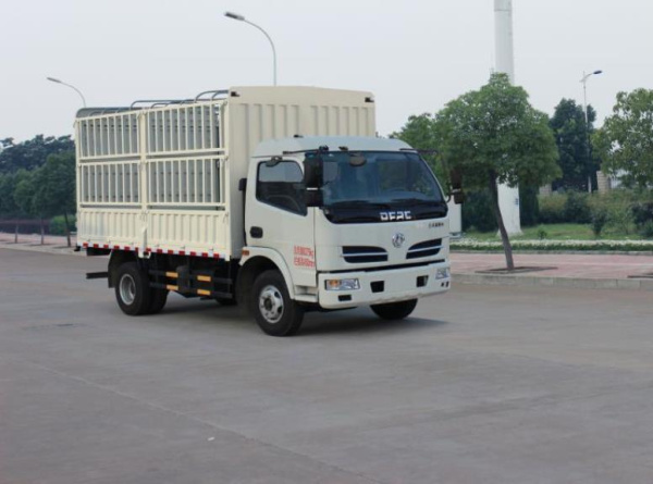 東風(fēng)倉柵式運(yùn)輸車